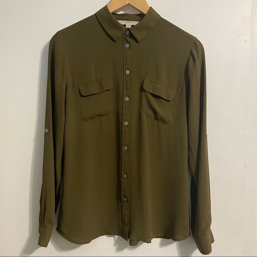 Ann Taylor LOFT button down shirt
